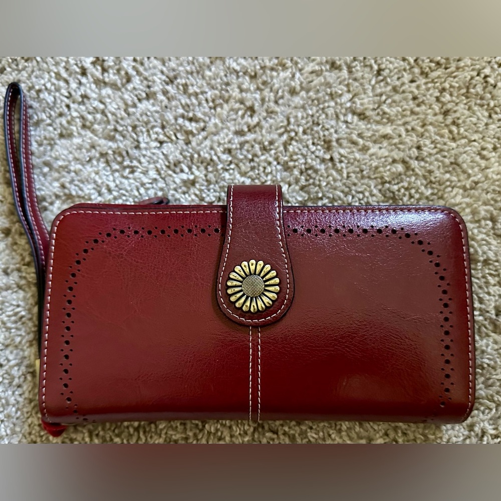 Elegant Red Leather Women's Wallet